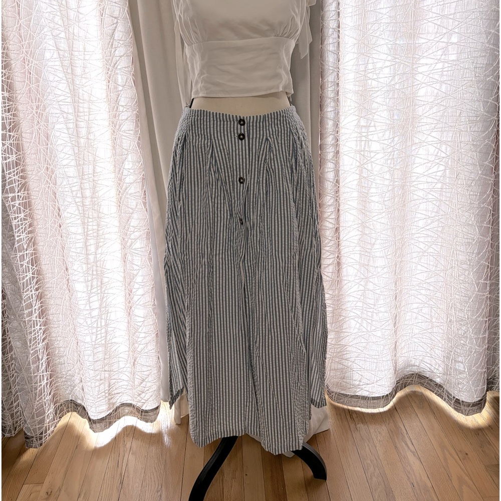 Midi flare skirt